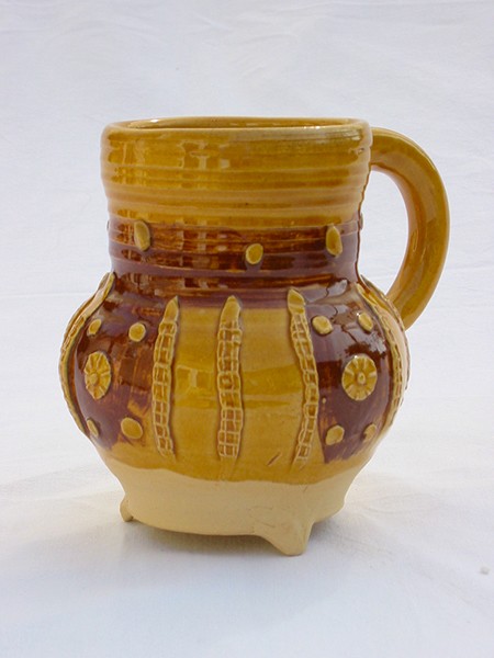 http://www.poteriedesgrandsbois.com/files/gimgs/th-31_PCH019-poterie-médiéval-des grands bois-pichets-pichet.jpg